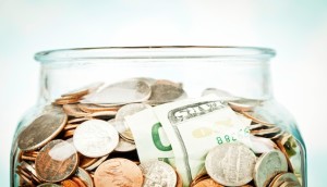 saving-money-in-jar